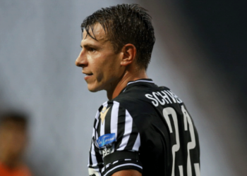 ΠΑΟΚ: Έφυγε για ομίλους με Ζίφκοβιτς τιμωρό - Μια στο εκατομμύριo: Ο Σβαμπ εκτέλεσε τρία πέναλτι στο 12ο λεπτό! - Highlights