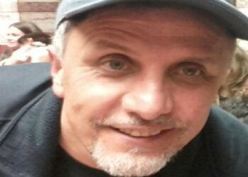 Η κτητική αντωνυμία “μου-μας”-  Του Σταύρου Πασπάλη