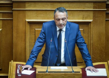 Διαλυτικές τάσεις στους Σπαρτιάτες -Διέγραψε τρεις βουλευτές ο Στίγκας
