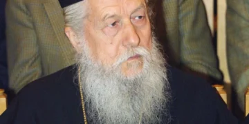 Παραιτήθηκε και ο Μητροπολίτης Παραμυθίας Τίτος