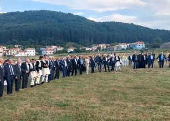 "Παγωμάρα" στους επισήμους, παρά τον καλό καιρό στη Βλάστη! - Ο Επίκαιρος καταγράφει