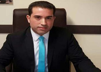 "Θέλουμε ορθολογική χρήση των ΑΠΕ" - Ο Χάρης Κάτανας απαντά, στο αν θα γνωμοδοτεί θετικά στο Περιφερειακό Συμβούλιο, την ανάπτυξη φωτοβολταϊκών, αλλά και για το Υδρογόνο