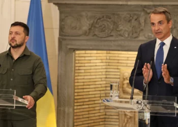 «Δεν θα ανεχτούμε ποτέ παραχάραξη συνόρων» είπε ο Μητσοτάκης στον Ζελένσκι -Το «ευχαριστώ» του Ουκρανού προέδρου