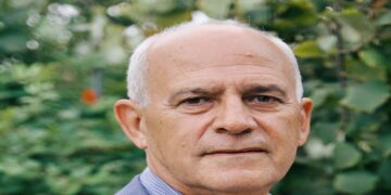 Γιάννης Στρατάκης Περιφ. Σύμβουλος Συνδυασμός ΕΛΠΙΔΑ : “Η διαμαρτυρόμενη και ανέμελη ψήφος στις Αυτοδιοικητικές εκλογές δεν θα φέρει πίσω την ανάπτυξη στην Περιφέρειά μας!”