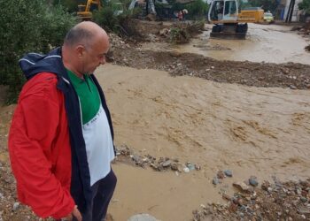 Αχιλλέας Μπέος: Περιμένουμε τον Στέφανο Κασσελάκη στον Βόλο - Να πάρει και τον Τάιλερ μαζί του, να πιάσουν τα φτυάρια