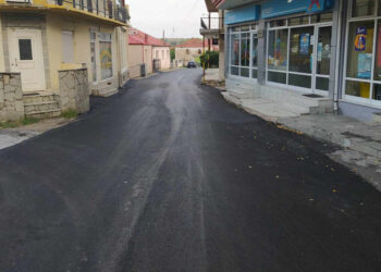 Δήμος Φλώρινας: “Για πρώτη φορά μετά από χρόνια, έπεσε άσφαλτος στην κοινότητα Μελίτης”