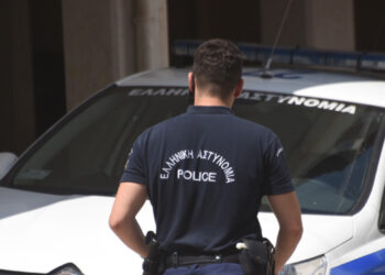 Έγκλημα στη Θεσσαλονίκη: Αστυνομικός δολοφόνησε τη 42χρονη σύζυγό του και αυτοκτόνησε