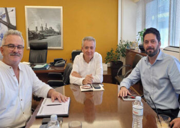 Συνάντηση της «ΕΝΩΣΗΣ» με στελέχη της ΔΕΗ – Στο επίκεντρο η πορεία της επιχείρησης και ζητήματα εργαζομένων