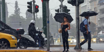 Καιρός - Κακοκαιρία «Daniel»: Μέχρι και το μεσημέρι της Πέμπτης τα φαινόμενα, λέει ο Κολυδάς - Νέοι χάρτες