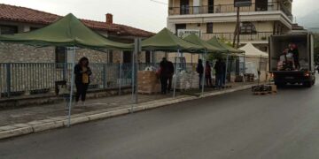 Με επιτυχία πραγματοποιήθηκε η 17η διανομή τροφίμων στα Σέρβια στο πλαίσιο του προγράμματος ΤΕΒΑ