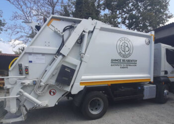 Παραδόθηκε στο Δήμο Βελβεντού το νέο απορριμματοφόρο με ειδική κατασκευή για συλλογή και βιοαποβλήτων