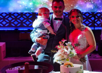 Περικλή και Μαριάννα να ζήσετε !