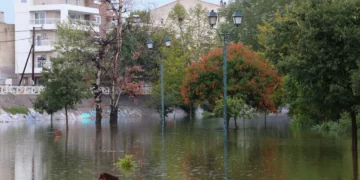 Δήμαρχος Λάρισας: Στα 10 μέτρα ανέβηκε η στάθμη του Πηνειού -Κινδυνεύει να πλημμυρίσει η πόλη