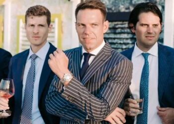 Στέφανος Κασσελάκης: Ο Αυτοδημιούργητος εφοπλιστής - Γράφει ο Μιχάλης Ραμπίδης