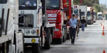 Απαγόρευση κυκλοφορίας όλων των φορτηγών μεικτού βάρους άνω των 40 τόνων στην Εθνική Οδού Γρεβενών – Τρικάλων από το 1ο χλμ έως το 40ο χλμ.