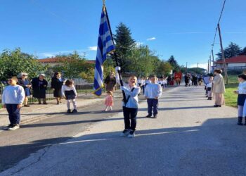 Ο εορτασμός της 28ης Οκτωβρίου στην Ασβεστόπετρα (φώτο)