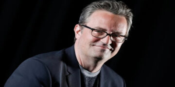 Πέθανε ο Matthew Perry σε ηλικία 54 ετών – Θλιψη για τον θάνατο του «Chandler» από τα Φιλαράκια