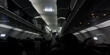 Τέλος στις χρεώσεις για χειραποσκευές στο αεροπλάνο με την σφραγίδα της Κομισιόν