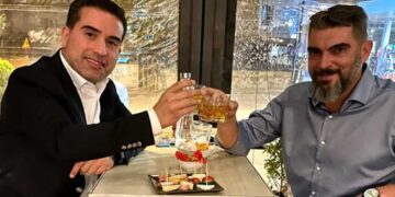 "Απόβαση" Κάτανα στα Γρεβενά εν όψει του 2ου γύρου - Η φωτογραφία από το ραντεβού με τον Γρ. Γιαννόπουλο, πλειοψηφούντα της "ΕΛΠΙΔΑΣ"