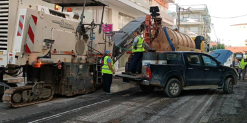 Ασφαλτοστρώνεται η Οδός Φιλίππου στην Πτολεμαΐδα ( ρεπορτάζ της Κούλας Πουλασιχίδου )