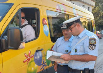 Έλεγχοι του Τμήματος Τροχαίας Εορδαίας σε σχολικά λεωφορεία