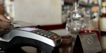 Φοροδιαφυγή: Έρχονται νέα μέτρα για τα κρυμμένα 3 δισ. που θα φέρουν μόνιμες φοροελαφρύνσεις