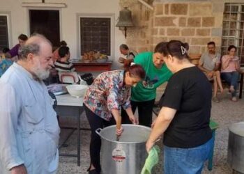 Γάζα: Η Μονή του Αγίου Πορφύριου τόπος καταφυγής αμάχων – Στο πλευρό τους ο Αρχιεπίσκοπος Τιβεριάδος Αλέξιος (ΦΩΤΟ)