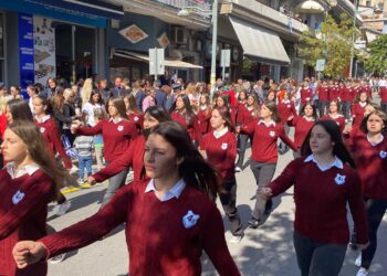 Η Παρέλαση για τα 111α Ελευθέρια της Κοζάνης από τον τουρκικό ζυγό