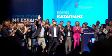 Ο Πρωθυπουργός και Προέδρος της ΝΔ Κ.Μητσοτάκης στην κεντρική ομιλία του Γιώργου Κασαπίδη στην Κοζάνη