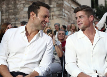 Ο Κασσελάκης παντρεύεται σήμερα τον Τάιλερ στη Νέα Υόρκη, το ανακοίνωσε στην Πολιτική Γραμματεία του ΣΥΡΙΖΑ μόλις εχθές