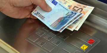 Πληρωμές ΟΠΕΚΑ: Μπαίνουν πιο νωρίς τα επιδόματα μαζί με το αυξημένο Ελάχιστο Εγγυημένο Εισόδημα τον Δεκέμβριο
