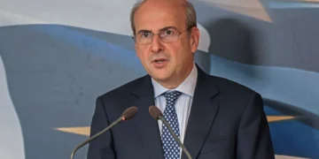 Υπουργείο Οικονομικών: Τι αλλάζει σε τράπεζες και servicers – «Κούρεμα» οφειλών μέχρι 28% στον εξωδικαστικό