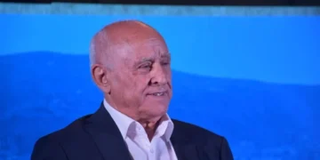 Ποιος είναι ο γηραιότερος δήμαρχος στην Ελλάδα που εξελέγη με την πρώτη στα 84 του