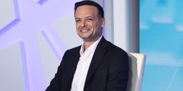 Αυτοδιοικητικές εκλογές: Νέος δήμαρχος Αθηναίων ο Χάρης Δούκας – Έκανε την ανατροπή απέναντι στον Κώστα Μπακογιάννη