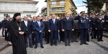 Με λαμπρότητα εορτάστηκαν τα Ελευθέρια της Καστοριάς