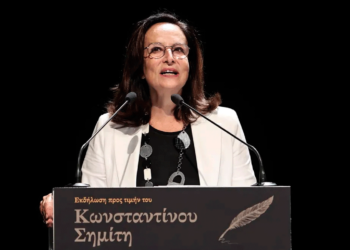 Ά. Διαμαντοπούλου: «Προσεχώς, τίτλοι τέλους» Ο Κασσελάκης Δημιουργεί αποστροφή στους κεντρώους» με τις δηλώσεις για τον Σημίτη