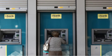 Όχι ένα δώρο Χριστουγέννων αλλά… έξι: Οι έκτακτες πληρωμές μέσα στις γιορτές