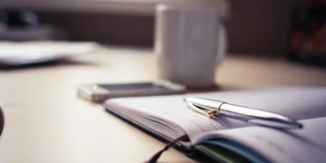 Οι αργίες και τα τριήμερα του 2024