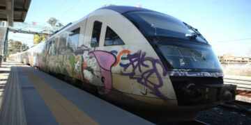 Αδιανόητο: Προαστιακός που πήγαινε στο Αεροδρόμιο μπήκε σε λάθος γραμμές και έφτασε στα …Ανω Λιόσια