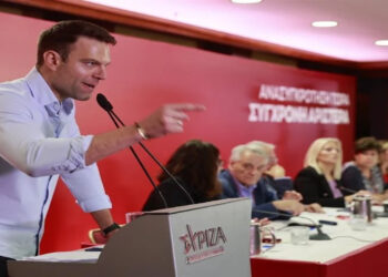 ΣΥΡΙΖΑ: Με εντάσεις και γιουχαΐσματα η ομιλία Κασσελάκη – Έδωσε «διορία» στην Επιτροπή Δεοντολογίας – «Πάρτε απόφαση άμεσα»