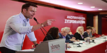 ΣΥΡΙΖΑ: Με εντάσεις και γιουχαΐσματα η ομιλία Κασσελάκη – Έδωσε «διορία» στην Επιτροπή Δεοντολογίας – «Πάρτε απόφαση άμεσα»