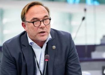 Πέτρος Κόκκαλης: Αποχωρεί από την ευρωομάδα του ΣΥΡΙΖΑ