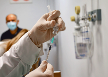 Ξεκινά στην Πτολεμαΐδα ο εμβολιασμός κατά της νόσου Covid-19