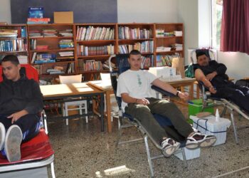 Με επιτυχία πραγματοποιήθηκε η εθελοντική αιμοδοσία που διοργάνωσε ο Φυσιολατρικός Όμιλος Κομνηνών