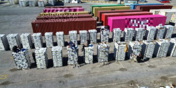 Πειραιάς: Κοντέινερ με μπανάνες έκρυβε 91 κιλά κοκαΐνης τεσσάρων εκατ. ευρώ