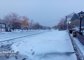 Νυμφαίο: “Έφτασαν” τα πρώτα χιόνια (φώτο)