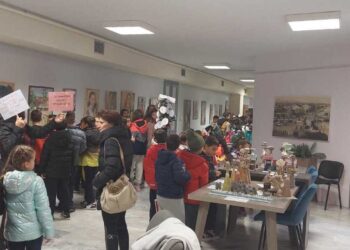 Πλημμύρισε από χαρούμενες παιδικές φωνές το Πνευματικό Κέντρο Πτολεμαΐδας στα πλαίσια της Εκδήλωσης, για τα Ανακυκλώσιμα υλικά