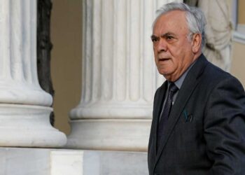 Σεισμός στον ΣΥΡΙΖΑ: Ο Δραγασάκης προτείνει να κηρυχθεί ο ΣΥΡΙΖΑ σε κατάσταση έκτακτης ανάγκης