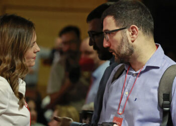 ΣΥΡΙΖΑ: Αντίστροφη μέτρηση για την έξοδο της ομάδας Αχτσιόγλου - Οι κρίσιμες στιγμές της απόφασης