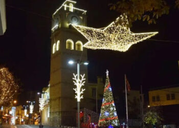 «Φοράει» τα γιορτινά της η Κοζάνη: Κυκλοφοριακές ρυθμίσεις για τοποθέτηση χριστουγεννιάτικου διάκοσμου